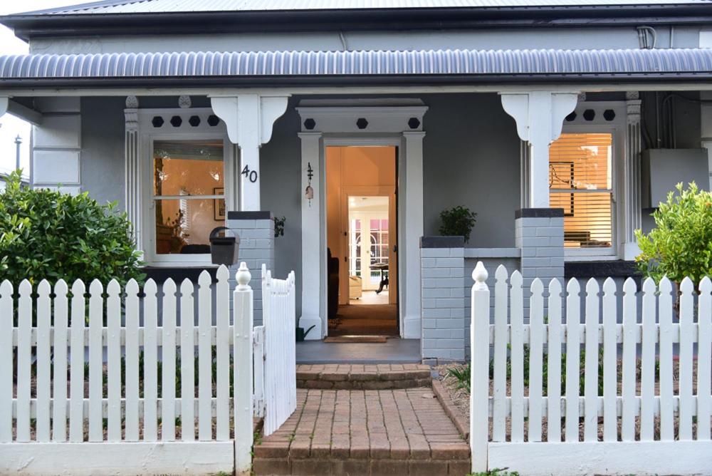 Macleay Cottage With Plunge Pool And Local Arts Dubbo Exterior foto